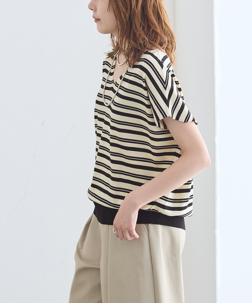 journal standard L'essage(ジャーナルスタンダードレサージュ)の「《接触冷感/ 手洗い可能》クールタッチVネックプルオーバー(ニット/セーター・レディース・ブラック系その他/ブラック/キャメル・FREE)」の20枚目の写真