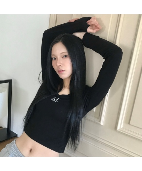 MUCENT（ムセント）の「トゥルアVネックロングスリーブTシャツ（3カラー）（Tシャツ/カットソー・レディース・ホワイト/ブラック/カーキ・FREE）」の2枚目の写真