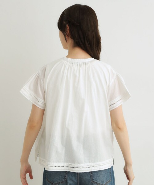 LAURA ASHLEY(ローラアシュレイ)の「【洗える/コットン100%】カットワークレースブラウス(シャツ/ブラウス・レディース・ブラック/オフホワイト・38)」の5枚目の写真