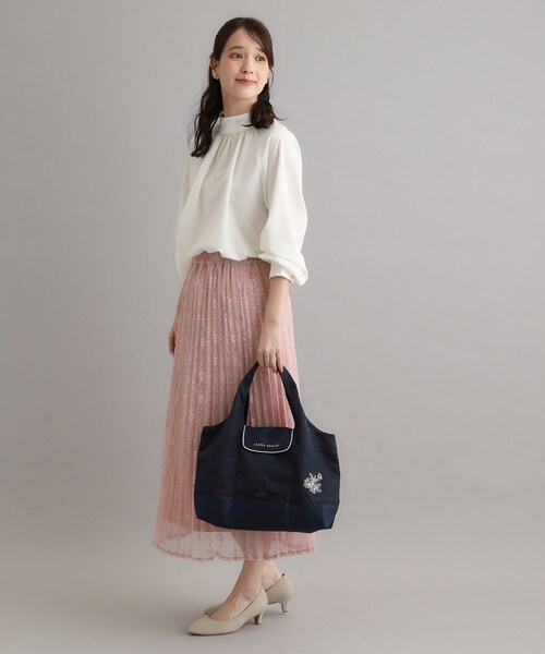 LAURA ASHLEY(ローラアシュレイ)の「【A4収納可/セレモニー/サブバッグにおすすめ】ゴスフォード柄 パッカブルトートバッグ(エコバッグ/サブバッグ・レディース・ベビーピンク/ネイビー・00)」の11枚目の写真