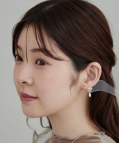 couture brooch(クチュールブローチ)の「リボンパール調ピアス(ピアス(両耳用)・レディース・ゴールド・00)」の5枚目の写真
