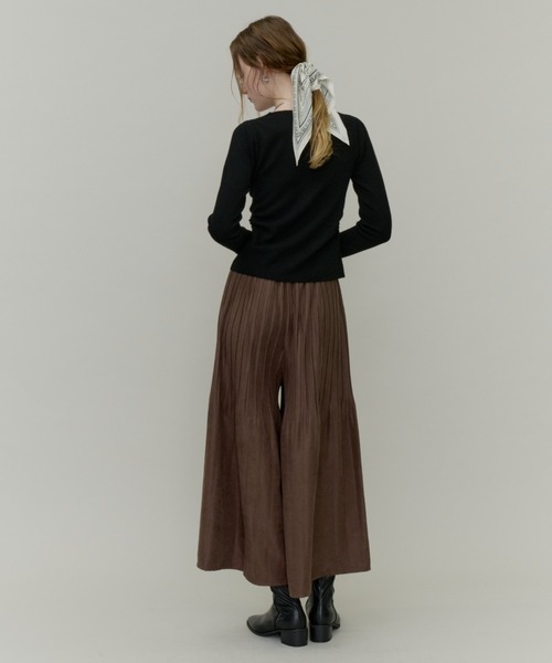 Plumel(プルメル)の「Front Gathered Knit Cardigan / フロントギャザーカーディガン(カーディガン/ボレロ・レディース・アイボリー/チャコールグレー/ブラック・MEDIUM)」の10枚目の写真