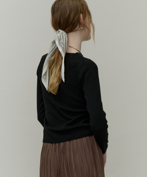 Plumel(プルメル)の「Front Gathered Knit Cardigan / フロントギャザーカーディガン(カーディガン/ボレロ・レディース・アイボリー/チャコールグレー/ブラック・MEDIUM)」の5枚目の写真