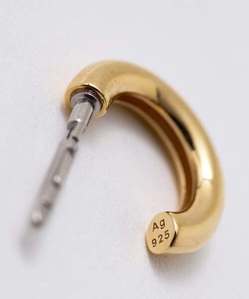 BAQLESS(バックレス)の「<BAQLESS>Embrace Micro ピアス(ピアス(両耳用)・レディース・シルバー/ゴールド・FREE)」の13枚目の写真