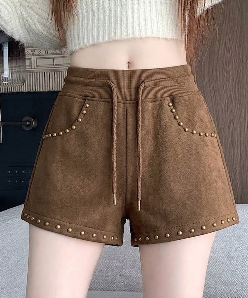 SHEPP(シープ)の「【26年秋冬新作】スタッズデザインスエードショートパンツ(その他パンツ・レディース・ブラック/ブラウン・M/L)」の6枚目の写真