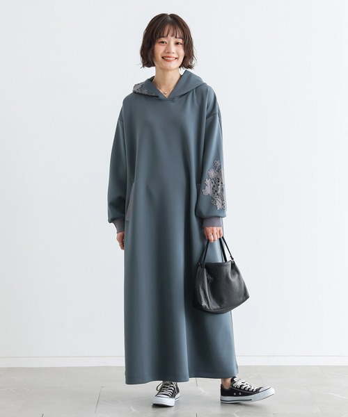 n'OrLABEL(ノアールレーベル)の「モチーフレース付フードワンピース(ワンピース・レディース・カーキ/ブラック/ブルーグリーン・FREE)」の11枚目の写真