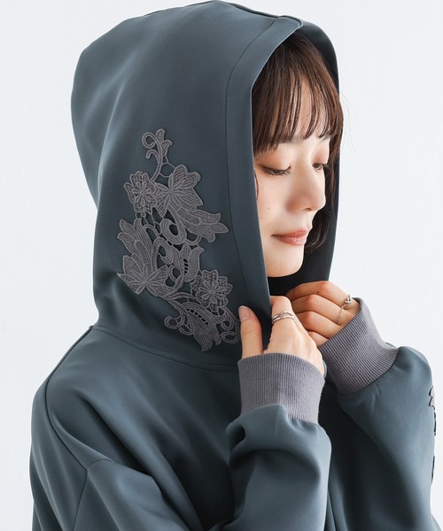 n'OrLABEL(ノアールレーベル)の「モチーフレース付フードワンピース(ワンピース・レディース・カーキ/ブラック/ブルーグリーン・FREE)」の5枚目の写真