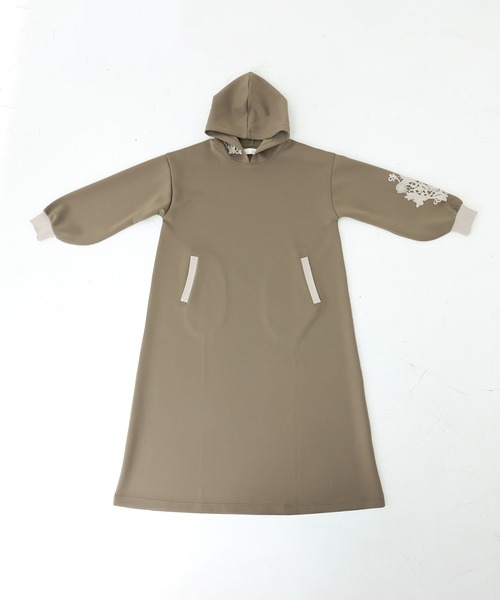 n'OrLABEL(ノアールレーベル)の「モチーフレース付フードワンピース(ワンピース・レディース・カーキ/ブラック/ブルーグリーン・FREE)」の19枚目の写真