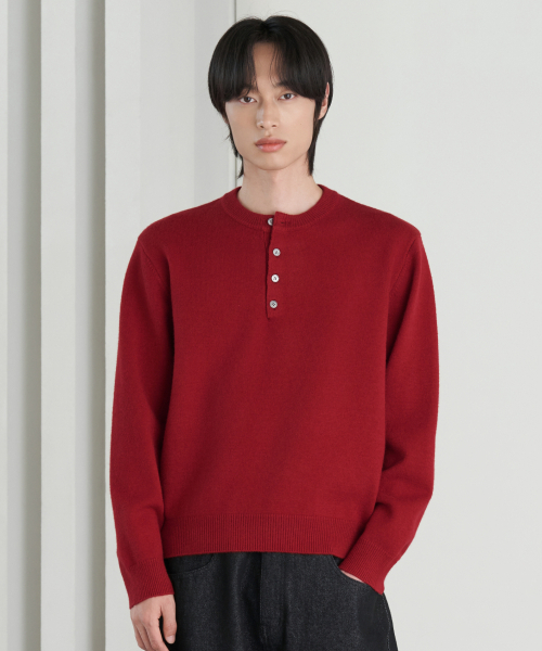HYOJI(ヒョージ)の「26 FW ウォッシャブル ソフトタッチ ヘンリーネック クロップドニット(5カラー)(ニット/セーター・メンズ・クリーム/ネイビー/レッド/チャコール/ブラック・M/L)」の7枚目の写真