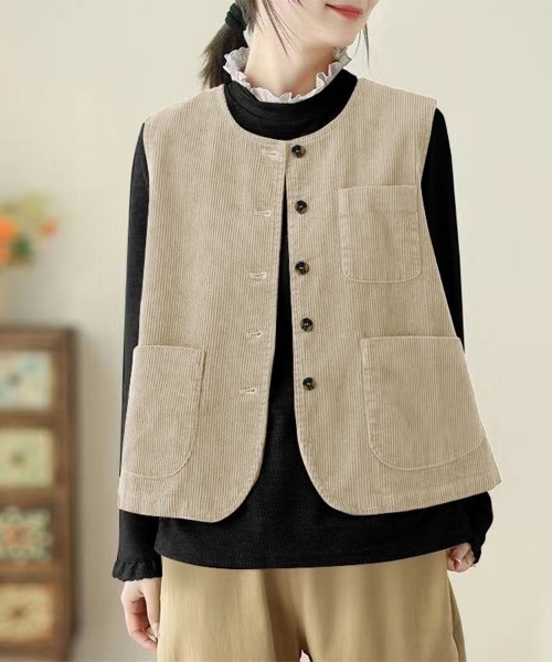 ReRe(リリ)の「コーデュロイノーカラーベスト(ベスト・レディース・ワインレッド/ベージュ/ダークブラウン・MEDIUM/X-LARGE/LARGE)」の4枚目の写真