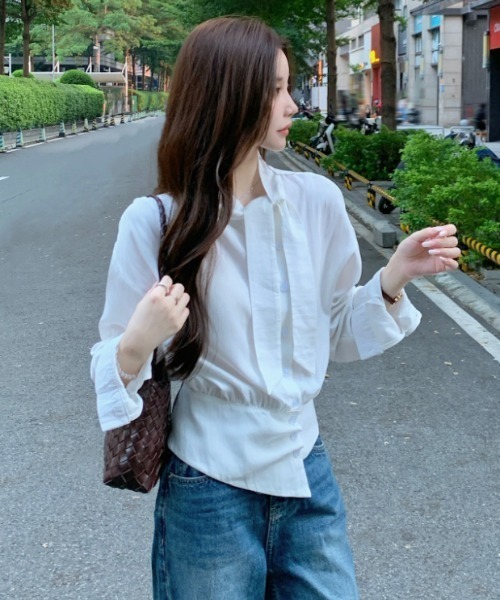 Aelina(エリナ)の「リボンショート長袖シャツ(シャツ/ブラウス・レディース・ホワイト・FREE)」の13枚目の写真