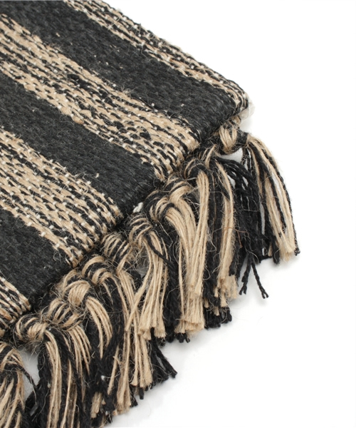 Lilas Campbell（リラキャンベル）の「【Lilas Campbell】 リラキャンベル LP MIX リネン クラッチflags （クラッチバッグ・レディース・ブラック/ホワイト・ONE SIZE）」の5枚目の写真