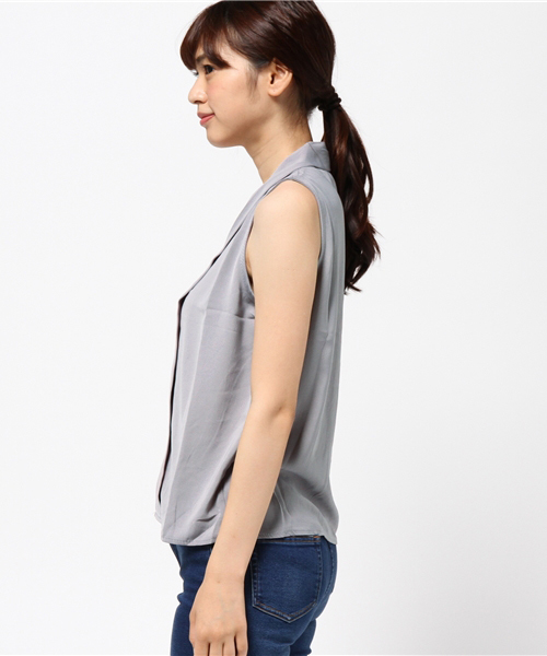 Re:EDIT（リエディ）の「Vネックフロントデザインノースリーブトップス/ブラウス[Re:EDIT/リエディ]（シャツ/ブラウス・レディース・モカ/グレー/ブラック/ホワイト/ピンク・MEDIUM）」の7枚目の写真