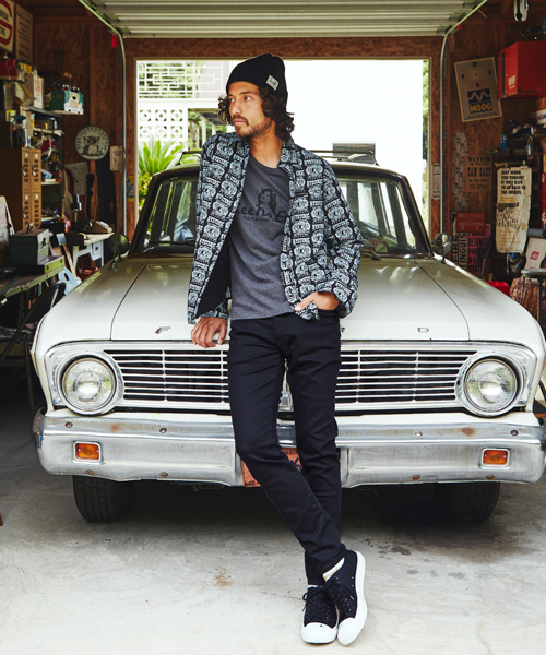 HYSTERIC GLAMOUR（ヒステリックグラマー）の「HYSTERIC PRIDE総柄 長袖ワークSH（シャツ/ブラウス・メンズ・ホワイト系その他/ブラック系その他・SMALL/MEDIUM/LARGE）」の5枚目の写真