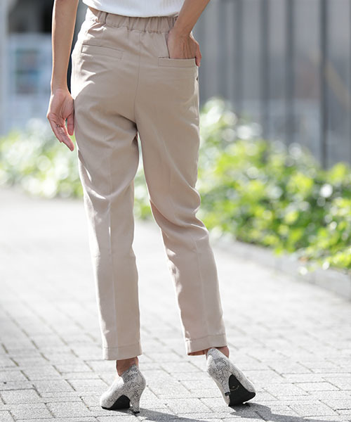 Denime(ドゥニーム)の「ハイウエストテーパードパンツ(その他パンツ・レディース・ベージュ/ブラック系その他・FREE)」の20枚目の写真