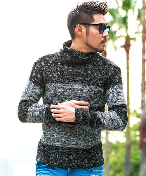 Vicci（ビッチ）の「『vicci/ヴィッチ』ケーブル編みタートルネック長袖ニットセーター（ニット/セーター・メンズ・ホワイト系その他6/ブラック/ブラック系その他2/グレー系その他/ミックスグレー/アイボリー/ホワイト系その他5/ネイビー/ホワイト系その他2/ホワイト系その他4/ブラック系その他/ホワイト系その他/ホワイト系その他3/ワインレッド/キャメル/グレー系その他2/ベージュ/オフホワイト/パープル/カーキ/レッド/ホワイト系その他7/インディゴブルー/ロイヤルブルー/ピンク/モカ/グリーン・L/M/46/44/XL）」の15枚目の写真