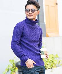 『vicci/ヴィッチ』ケーブル編みタートルネック長袖ニットセーター