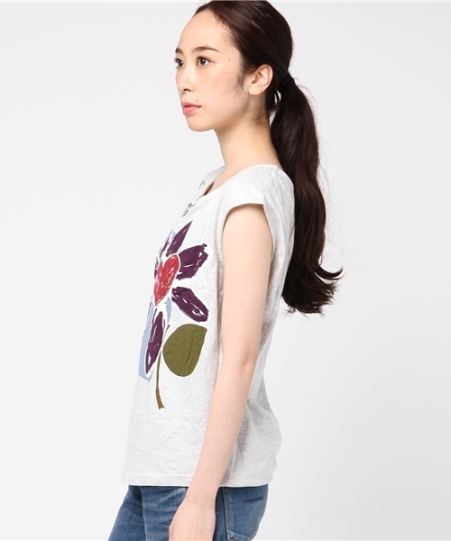 Desigual（デシグアル）の「「Desigual/デシグアル」Tシャツ（Tシャツ/カットソー・レディース・ホワイト系その他・SMALL/X-LARGE/MEDIUM）」の3枚目の写真