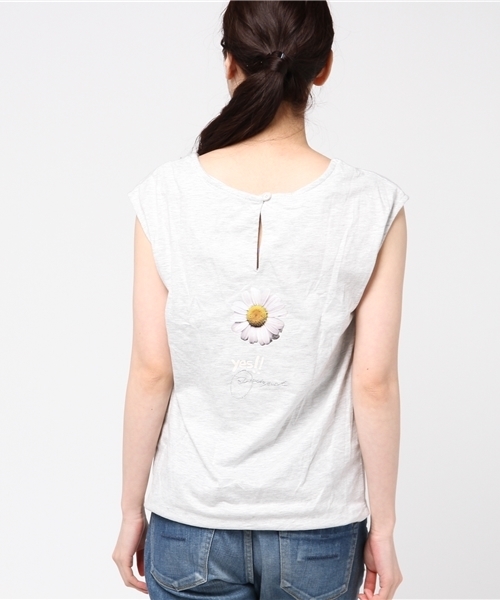 Desigual（デシグアル）の「「Desigual/デシグアル」Tシャツ（Tシャツ/カットソー・レディース・ホワイト系その他・SMALL/X-LARGE/MEDIUM）」の4枚目の写真
