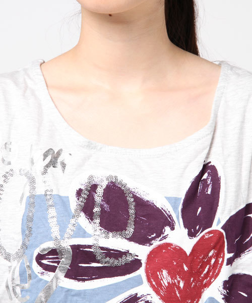 Desigual（デシグアル）の「「Desigual/デシグアル」Tシャツ（Tシャツ/カットソー・レディース・ホワイト系その他・SMALL/X-LARGE/MEDIUM）」の5枚目の写真