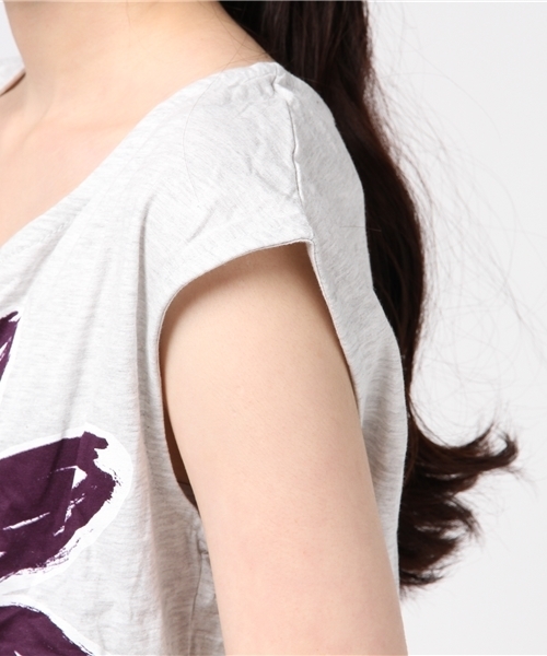 Desigual（デシグアル）の「「Desigual/デシグアル」Tシャツ（Tシャツ/カットソー・レディース・ホワイト系その他・SMALL/X-LARGE/MEDIUM）」の7枚目の写真
