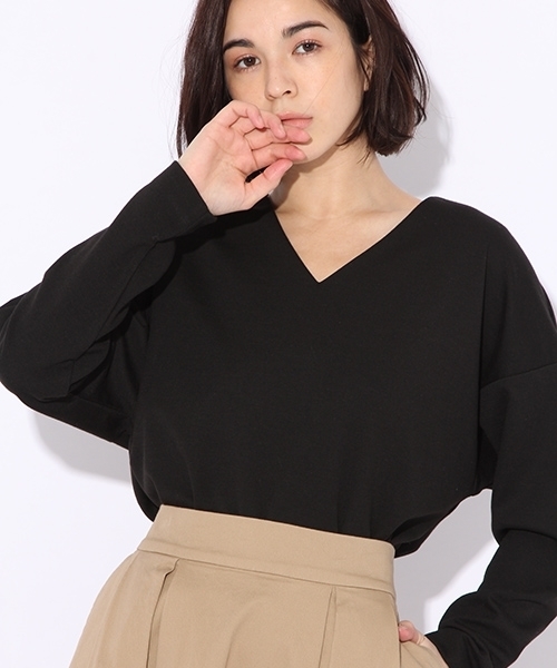 niko and...(ニコアンド)の「TRポリウレタン機能付きVネックプルオーバー(シャツ/ブラウス・レディース・ホワイト/ブラック/その他1/その他2/その他3/ピンク・LARGE/MEDIUM)」の3枚目の写真