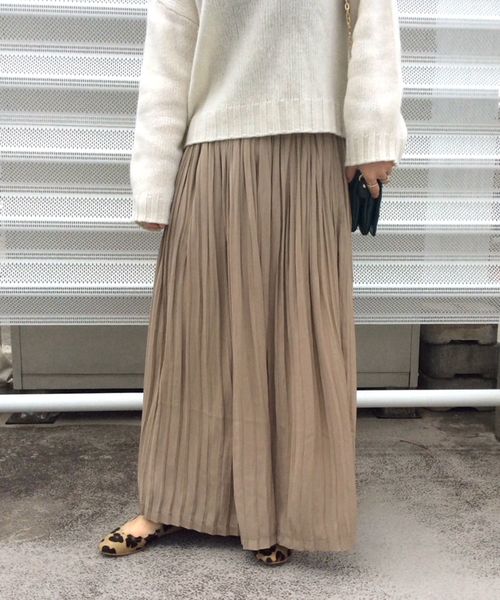le.coeur blanc(ルクールブラン)の「ビンテージサテンプリーツマキシスカート(スカート・レディース・イエロー/ライトグレー/ベージュ・38)」の3枚目の写真