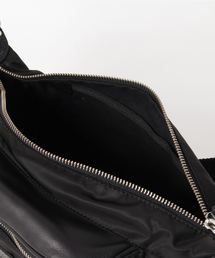 Felisi（フェリージ）の「Felisi ナイロンショルダーバッグ 12/32/1 