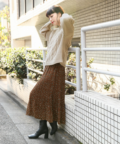 LOWRYS FARM(ローリーズファーム)の「ストレッチブーツ 821239(ブーツ・レディース・ブラック/アイボリー・MEDIUM/LARGE)」の7枚目の写真