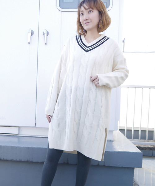 Corners コーナーズ の ライン入りvネックケーブルニットワンピ ニット セーター Wear