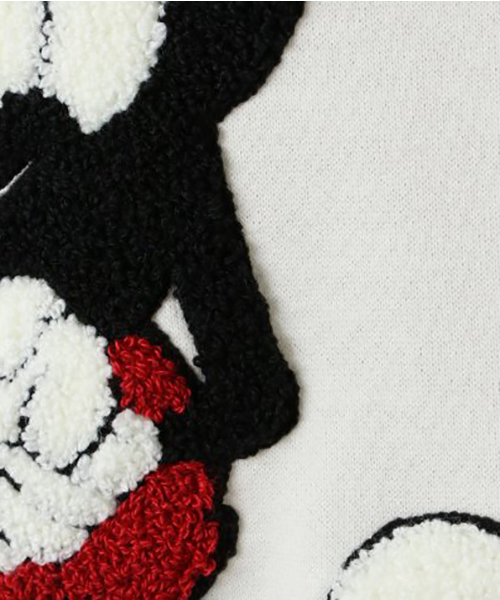 Disney(ディズニー)の「Disney(ディズニー)ミッキーサガラ刺繍裏毛トレーナー(スウェット・レディース・ホワイト/ベージュ・MEDIUM/LARGE)」の15枚目の写真
