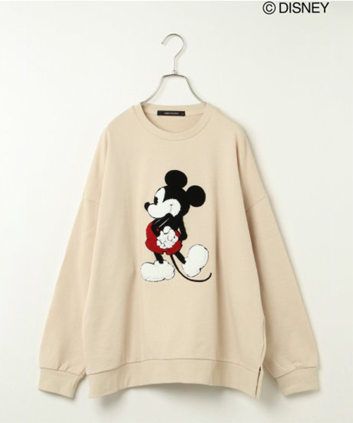 Disney(ディズニー)の「Disney(ディズニー)ミッキーサガラ刺繍裏毛トレーナー(スウェット・レディース・ホワイト/ベージュ・MEDIUM/LARGE)」の4枚目の写真