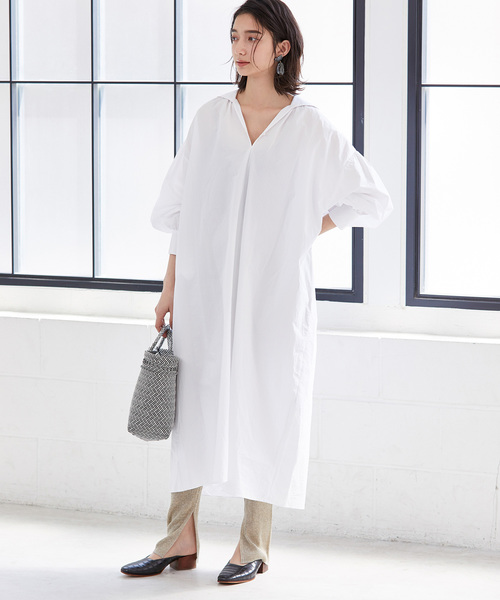 ADAM ET ROPE'(アダムエロペ)の「ギャザーサックワンピース(ワンピース・レディース・ホワイト/ライトグリーン・FREE)」の2枚目の写真