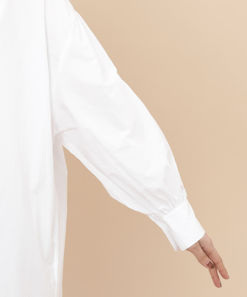 ADAM ET ROPE'(アダムエロペ)の「ギャザーサックワンピース(ワンピース・レディース・ホワイト/ライトグリーン・FREE)」の19枚目の写真