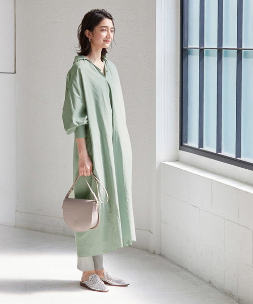 ADAM ET ROPE'(アダムエロペ)の「ギャザーサックワンピース(ワンピース・レディース・ホワイト/ライトグリーン・FREE)」の16枚目の写真