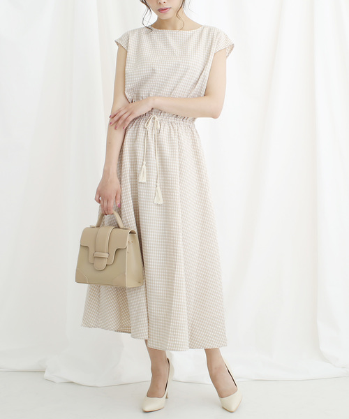 ABITOKYO(アビトーキョー)の「麻ライク マキシワンピース(ワンピース・レディース・アイボリー/ブラック系その他/ブラック/カーキ/キャメル/ダークグリーン/ベージュ系その他/ブラック×ホワイト・FREE)」の5枚目の写真