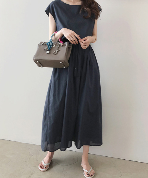 ABITOKYO(アビトーキョー)の「麻ライク マキシワンピース(ワンピース・レディース・アイボリー/ブラック系その他/ブラック/カーキ/キャメル/ダークグリーン/ベージュ系その他/ブラック×ホワイト・FREE)」の15枚目の写真