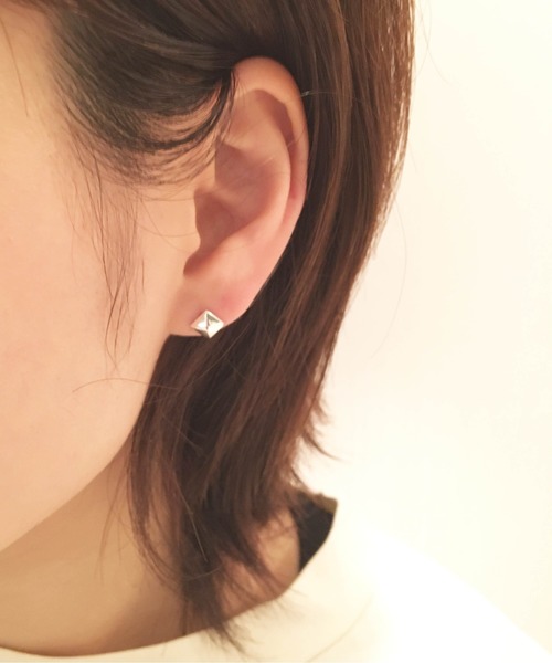 Newport(ニューポート)の「Tiny earrings /silver 925(ピアス(両耳用)・レディース・その他/その他1/その他2/その他3/その他4/その他5/その他6/その他7/その他8/その他9/その他10/その他11/その他12/その他13/その他14/その他15/その他16/その他17・FREE)」の16枚目の写真