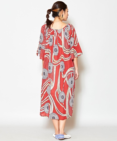 チャイハネ（チャイハネ）の「【チャイハネ】yul アフリカン柄ボリュームスリーブワンピース（ワンピース・レディース・レッド/イエロー/ブルー・FREE）」の21枚目の写真