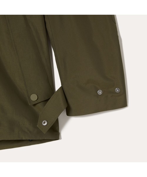 AIGLE(エーグル)の「ダズジャケット(マウンテンパーカー・メンズ・ネイビー/レッド/モスグリーン・M/LL/S/L)」の13枚目の写真