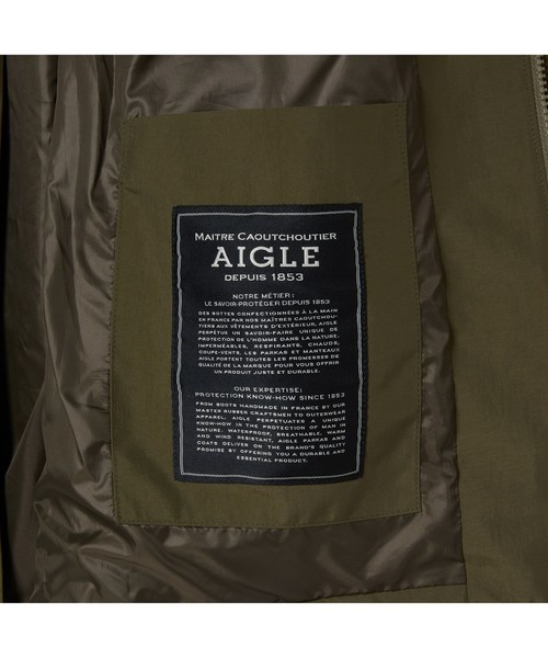 AIGLE(エーグル)の「ダズジャケット(マウンテンパーカー・メンズ・ネイビー/レッド/モスグリーン・M/LL/S/L)」の14枚目の写真