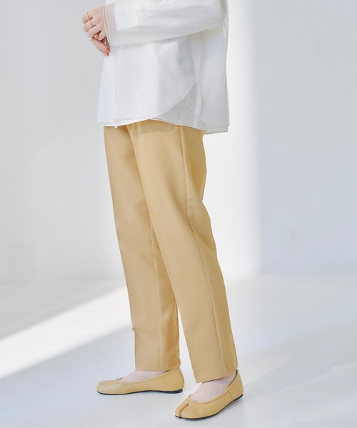 titivate(ティティベイト)の「フロントタックイージーテーパードパンツ(その他パンツ・レディース・ベージュ/レッド/ブラック/ライトグリーン/ピンク/イエロー/モカ/ライトピンク/グリーン/ライトパープル/グリーン系その他/グレイッシュベージュ/ライトブラウン/グリーン系その他2/アイボリー/ピンク系その他/サンドベージュ/ライトブルー/ブラウン・L/M/S/PS(XS-S))」の7枚目の写真