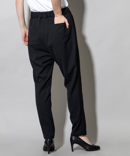 Munich（ミューニック）の「トリアセテートファイバーオックス　テーパードパンツ（その他パンツ・レディース・ブラック/ベージュ・S/M/XS）」の17枚目の写真