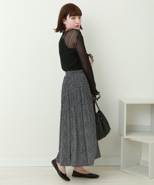 libelle more（リベル モア）の「パワーネットランダムプリーツ　プルオーバー+ボードレーキャミ　セット（Tシャツ/カットソー・レディース・ライトベージュ/ピンク/オフホワイト/ブラック・L/M）」の10枚目の写真