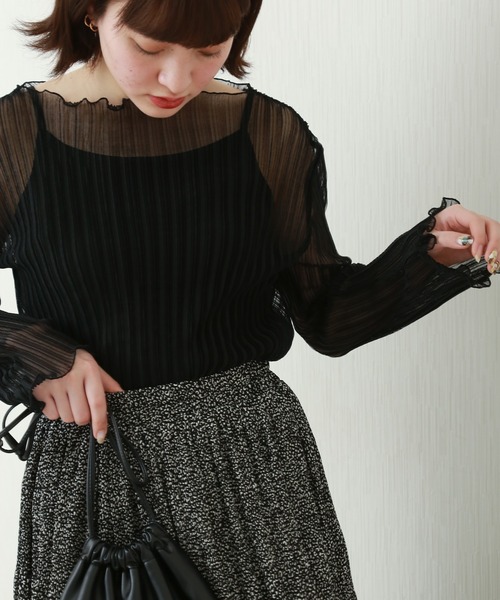 libelle more（リベル モア）の「パワーネットランダムプリーツ　プルオーバー+ボードレーキャミ　セット（Tシャツ/カットソー・レディース・ライトベージュ/ピンク/オフホワイト/ブラック・L/M）」の6枚目の写真