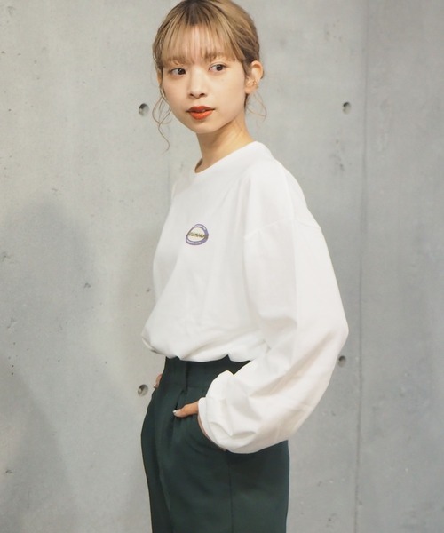 tiptop(ティップトップ)の「2021SS オーバルロゴバックプリントT(Tシャツ/カットソー・レディース・オフホワイト/ホワイト系その他/ブラック/ブラック系その他/グリーン/サックスブルー/ブルー・FREE)」の8枚目の写真