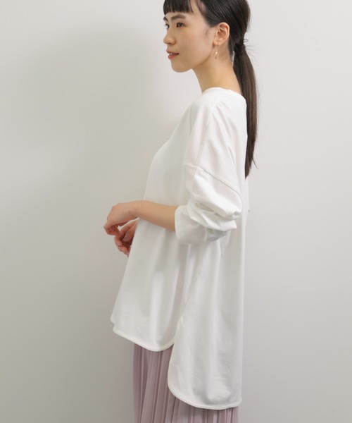 AMERICAN HOLIC(アメリカンホリック)の「ラウンドテール前後差カットプルオーバー(Tシャツ/カットソー・レディース・イエロー/ブルー/オフホワイト/ラベンダー/グレー/チャコールグレー・M/L)」の2枚目の写真