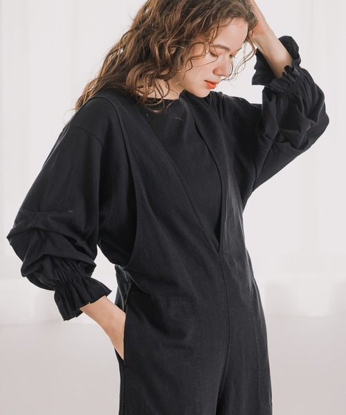 niko and...（ニコアンド）の「[WEB限定]袖タックタックプルオーバー（Tシャツ/カットソー・レディース・ライトブルー/ブラック/オフホワイト/オリーブ・SMALL/MEDIUM/LARGE）」の2枚目の写真