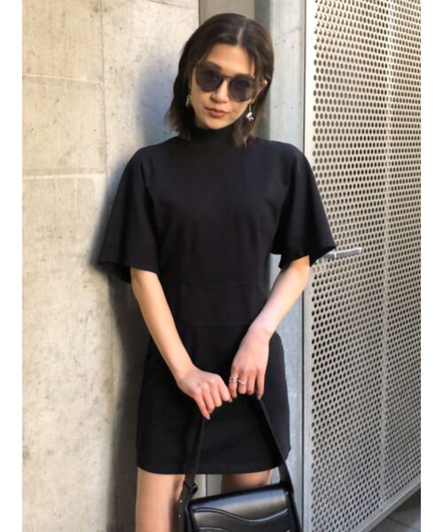 EMODA(エモダ)の「ウエストマークショートワンピース(ワンピース・レディース・グレー/ブラック/ブルー/ベージュ・FREE)」の22枚目の写真