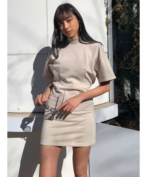 EMODA(エモダ)の「ウエストマークショートワンピース(ワンピース・レディース・グレー/ブラック/ブルー/ベージュ・FREE)」の15枚目の写真